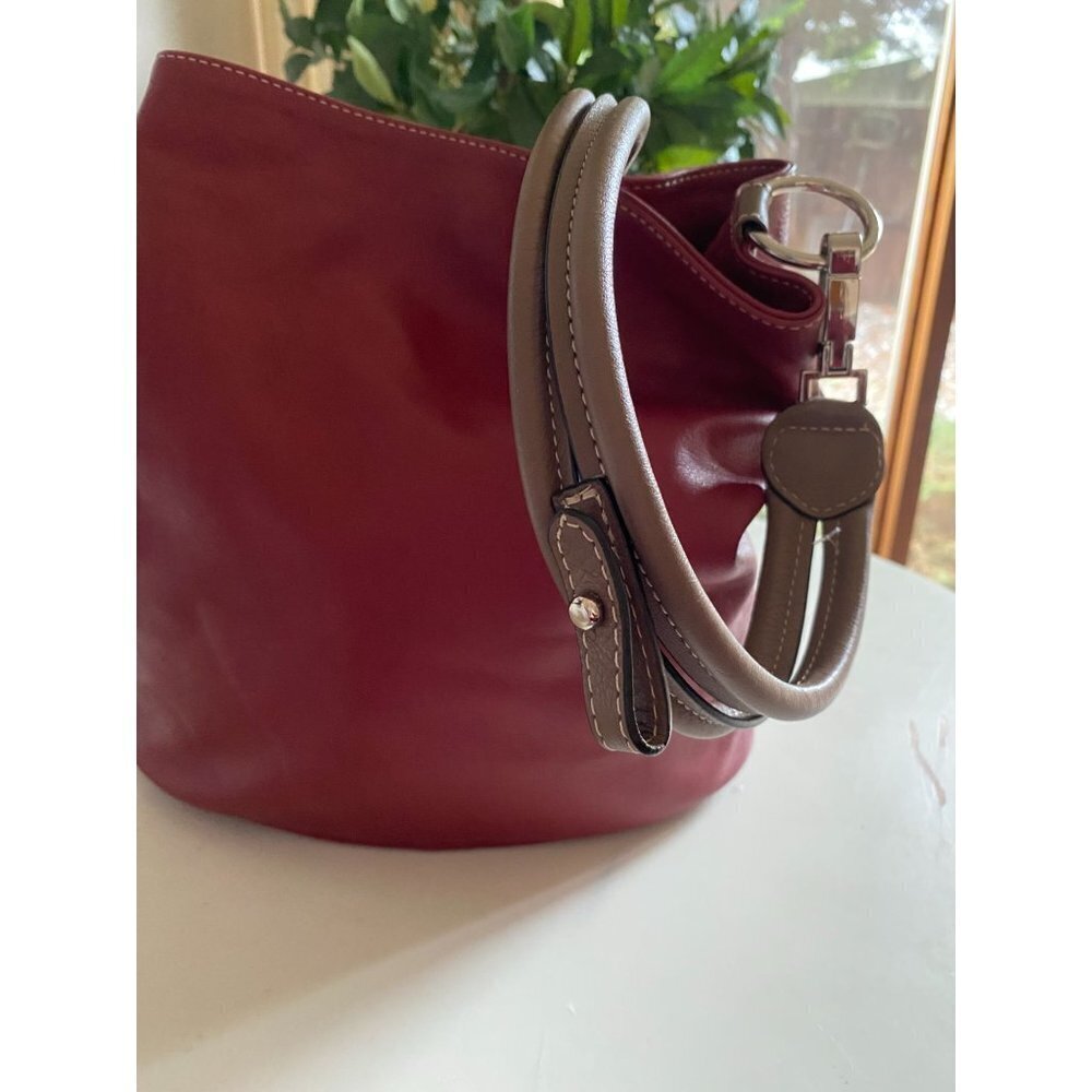 Allard Megeve Like New Made in Italy Carmine Red Bucket Style Leather Bag - Picture 6 of 16